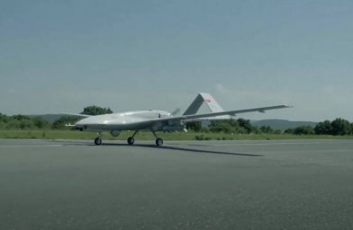 Турецкие войска применили беспилотники Bayraktar TB2 для нанесения удара по сирийскому Кобани