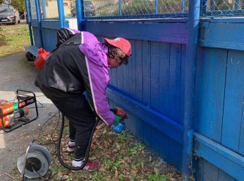 Хоккейные коробки ремонтируют во Владивостоке Хоккейные коробки ремонтируют во Владивостоке