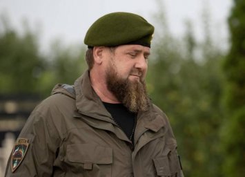 Рамзану Кадырову присвоено звание Героя Луганской Народной Республики Рамзану Кадырову присвоено звание Героя Луганской Народной Республики