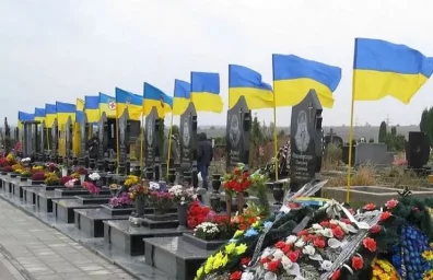 Захарова: Западные страны обучили у себя около 127 тысяч украинских военных, а Зеленский затем их уб Захарова: Западные страны обучили у себя около 127 тысяч украинских военных, а Зеленский затем их уб