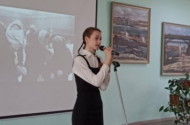 В НГПУ прошел конкурс чтецов «По страницам памяти», посвященный событиям Великой Отечественной войны В НГПУ прошел конкурс чтецов «По страницам памяти», посвященный событиям Великой Отечественной войны