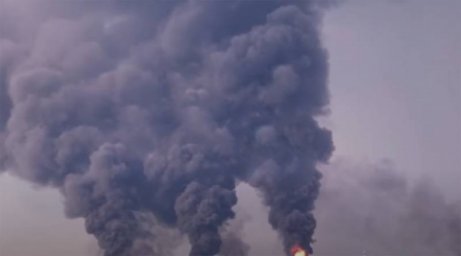 Нанесены удары по Шебелинскому ГПЗ и объекту с крупной партией боеприпасов в Синельниково Нанесены удары по Шебелинскому ГПЗ и объекту с крупной партией боеприпасов в Синельниково