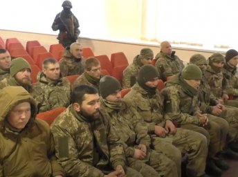 Украинская сторона запросила подтверждение на нахождение в плену свыше 15 тысяч украинских военнослу Украинская сторона запросила подтверждение на нахождение в плену свыше 15 тысяч украинских военнослу