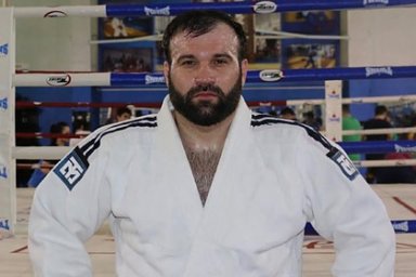 UFC подписал контракт с дисквалифицированным за допинг российским бойцом