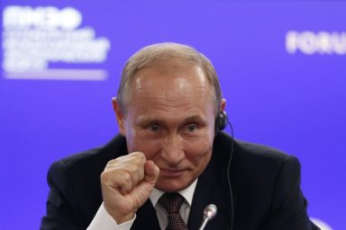 Путин продлил действие контрсанкций до конца 2022 года Путин продлил действие контрсанкций до конца 2022 года
