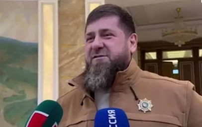 Кадыров отдал приказ подразделениям из Чечни не брать украинских пленных в ответ на атаку беспилотни Кадыров отдал приказ подразделениям из Чечни не брать украинских пленных в ответ на атаку беспилотни