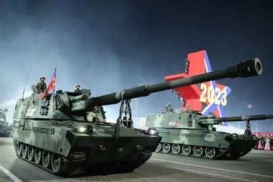 Новые северокорейские артустановки M2018 теперь оснащены радиолокационными баллистическими станциями