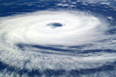 Новые расчеты по тайфуну KHANUN сделали синоптики Новые расчеты по тайфуну KHANUN сделали синоптики
