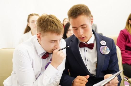 Более 300 школьников сразились на чемпионате инновационных разработок &laquo;Инженерная лига Кузбасса&raquo;