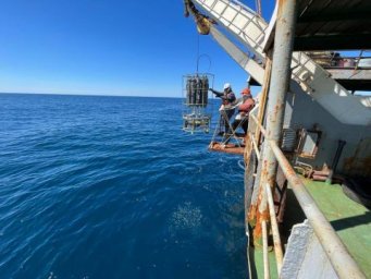 Опасность воды с «Фукусимы» оценивают российские ученые Опасность воды с «Фукусимы» оценивают российские ученые