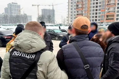 Полиция Украины проверяет более двух тысяч сообщений о минировании объектов Полиция Украины проверяет более двух тысяч сообщений о минировании объектов