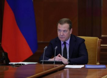 «Будет очень непросто»: Медведев допускает затяжной конфликт на Украине «Будет очень непросто»: Медведев допускает затяжной конфликт на Украине