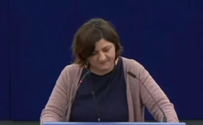 Евродепутат от ФРГ об украинском конфликте: Нам нужно закончить эту войну, и закончить ее путем пере
