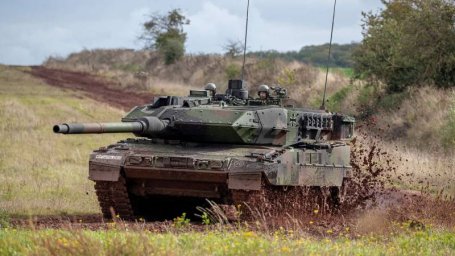 Украинские чиновники после отказа США и Германии передать танки обвинили Запад в слабой поддержке Ук Украинские чиновники после отказа США и Германии передать танки обвинили Запад в слабой поддержке Ук