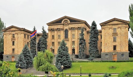 МИД РФ назвал абсолютно недружественным шагом присоединение Армении к Римскому статуту МИД РФ назвал абсолютно недружественным шагом присоединение Армении к Римскому статуту