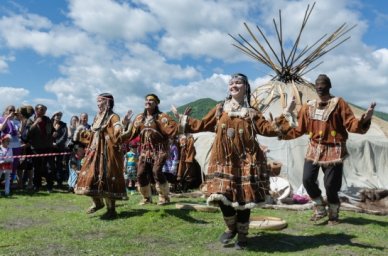 В рамках проекта «Культура для школьников» запускается онлайн-квест «Традиции народов России» В рамках проекта «Культура для школьников» запускается онлайн-квест «Традиции народов России»