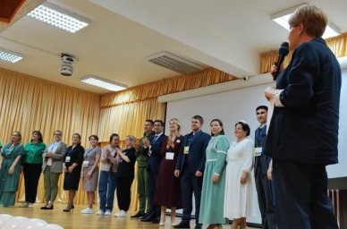 Педагоги из 17 регионов стали лауреатами Всероссийского конкурса &laquo;Лучший учитель родного языка и род