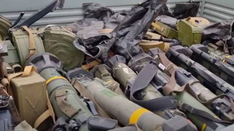 Российские войска и НМ ЛДНР с каждым днём берут всё больше трофеев