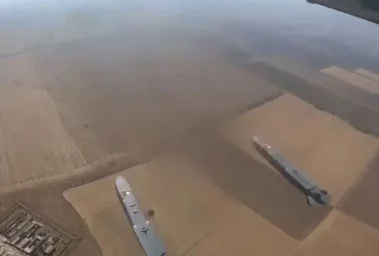 Воздушные силы ВСУ показали кадры запуска ракет Storm Shadow фронтовым бомбардировщиком Су-24М Воздушные силы ВСУ показали кадры запуска ракет Storm Shadow фронтовым бомбардировщиком Су-24М