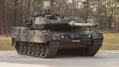 Глава концерна Rheinmetall: В случае принятия положительного решения танки Украина получит через год Глава концерна Rheinmetall: В случае принятия положительного решения танки Украина получит через год