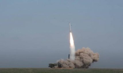 Ударами нескольких ракет ОТРК &laquo;Искандер-М&raquo; демилитаризованы очередные военные цели в Харькове и обла