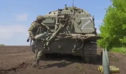 Политик Рогов: Российская армия выдавливает противника из Работинского выступа, атакуя на северо-вос Политик Рогов: Российская армия выдавливает противника из Работинского выступа, атакуя на северо-вос
