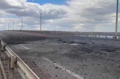 ВСУ нанесли удар РСЗО HIMARS по Антоновскому мосту в Херсоне