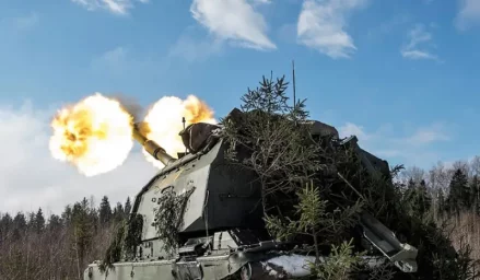 Опубликованы кадры уничтожения «Краснополями» склада боеприпасов и укреплённого пункта ВСУ Опубликованы кадры уничтожения «Краснополями» склада боеприпасов и укреплённого пункта ВСУ