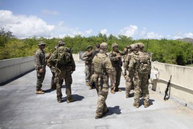 В Пекине потребовали от США признать переброску офицеров сил спецопераций на Тайвань В Пекине потребовали от США признать переброску офицеров сил спецопераций на Тайвань