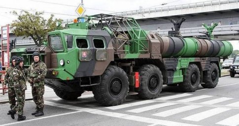 Словацкое издание сообщило о доставке на Украину зенитной ракетной системы С-300 Словацкое издание сообщило о доставке на Украину зенитной ракетной системы С-300