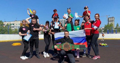Совет отцов Приморья поддержал участников конкурса «Мама, папа я - спортивная семья» Совет отцов Приморья поддержал участников конкурса «Мама, папа я - спортивная семья»