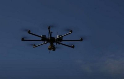 В Сети появилось видео поражения стрелковым оружием сброшенной с украинского беспилотникака гранаты В Сети появилось видео поражения стрелковым оружием сброшенной с украинского беспилотникака гранаты