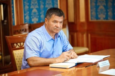 Еще один дальневосточный губернатор может повторить судьбу Тарасенко Еще один дальневосточный губернатор может повторить судьбу Тарасенко