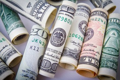 В России оценили возможность дальнейшего ослабления доллара