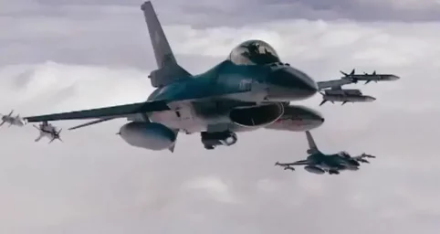 Европейская пресса рассказывает, на что способны истребители F-16, на примере операции израильских В Европейская пресса рассказывает, на что способны истребители F-16, на примере операции израильских В