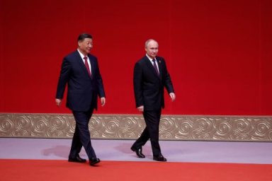 Путин и Си обсудили торговлю, энергетику и международную повестку в ходе видеопереговоров Путин и Си обсудили торговлю, энергетику и международную повестку в ходе видеопереговоров