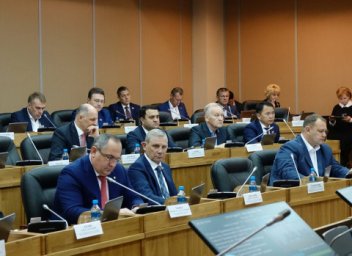 На чиновников уйдут триллионы после индексации зарплат На чиновников уйдут триллионы после индексации зарплат