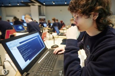 Кружковое движение НТИ и ведущие IT-компании оплатят стажировки молодым программистам