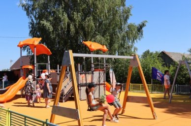 В Подмосковье завершили установку 89 детских игровых площадок по программе губернатора В Подмосковье завершили установку 89 детских игровых площадок по программе губернатора