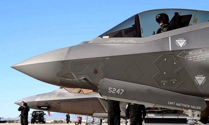 Тренировочный полёт истребителя F-35A ВВС Южной Кореи завершился аварийной посадкой Тренировочный полёт истребителя F-35A ВВС Южной Кореи завершился аварийной посадкой