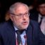 Не избавляйтесь от доллара &mdash; Хазин рассказал, что случится с валютой