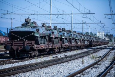 Политика, экономия и опасения: проблемы военно-технической помощи для Украины