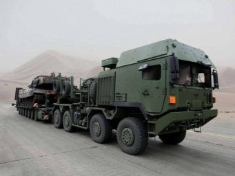 Германия планирует передать Украине бронированные тягачи для буксировки бронетехники