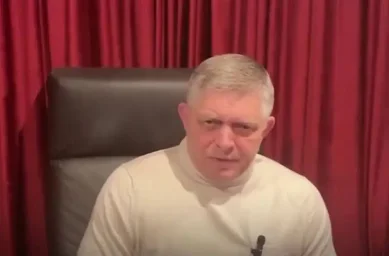 &laquo;Я не слуга Зеленского&raquo;: Роберт Фицо заявил о готовности наложить вето на выделение финансовой помощ