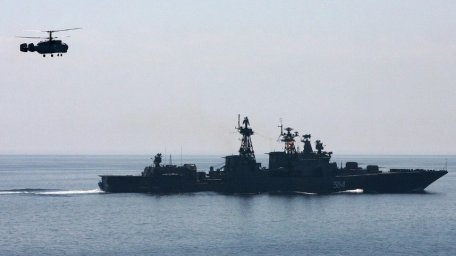 Отряд российских военных кораблей замечен у берегов Японии