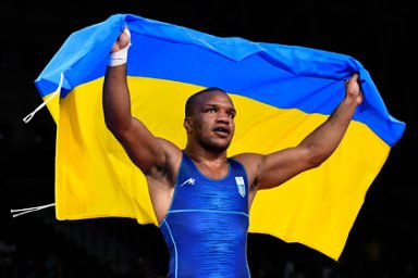 Олимпийский чемпион с Украины оправдался за фото со Скабеевой