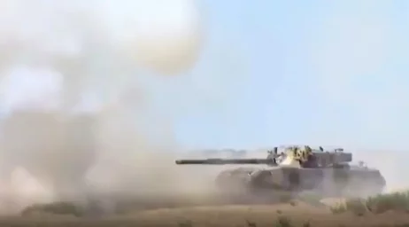 Предназначен для противодействия дронам: замечен китайский танк Type 99A с комплексом активной защит Предназначен для противодействия дронам: замечен китайский танк Type 99A с комплексом активной защит