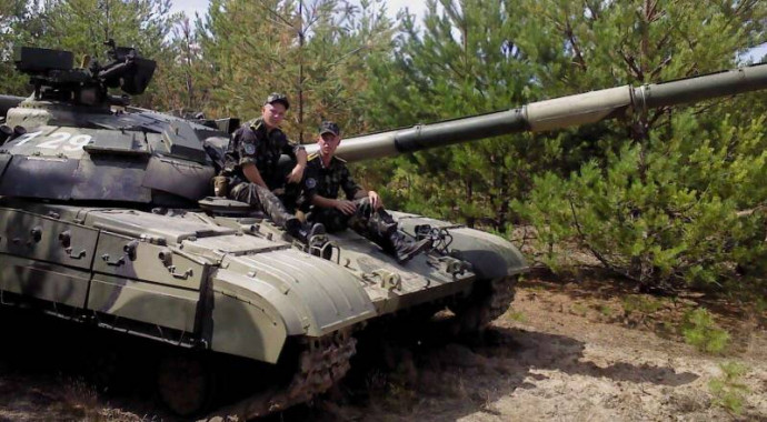 Вражеские танки Украины: серия Т-64