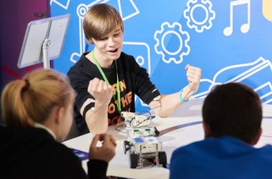 Школьники Санкт-Петербурга смогут присоединиться к работе сетевой нейролаборатории