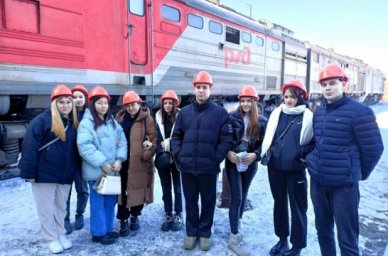 Студентов колледжей и техникумов Хабаровского края знакомят с работой предприятий региона